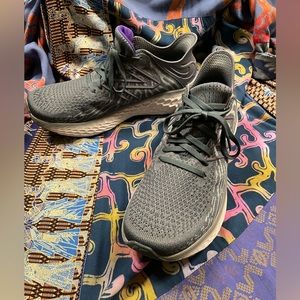 New Balance Women’s Tennis Shoe 8.5